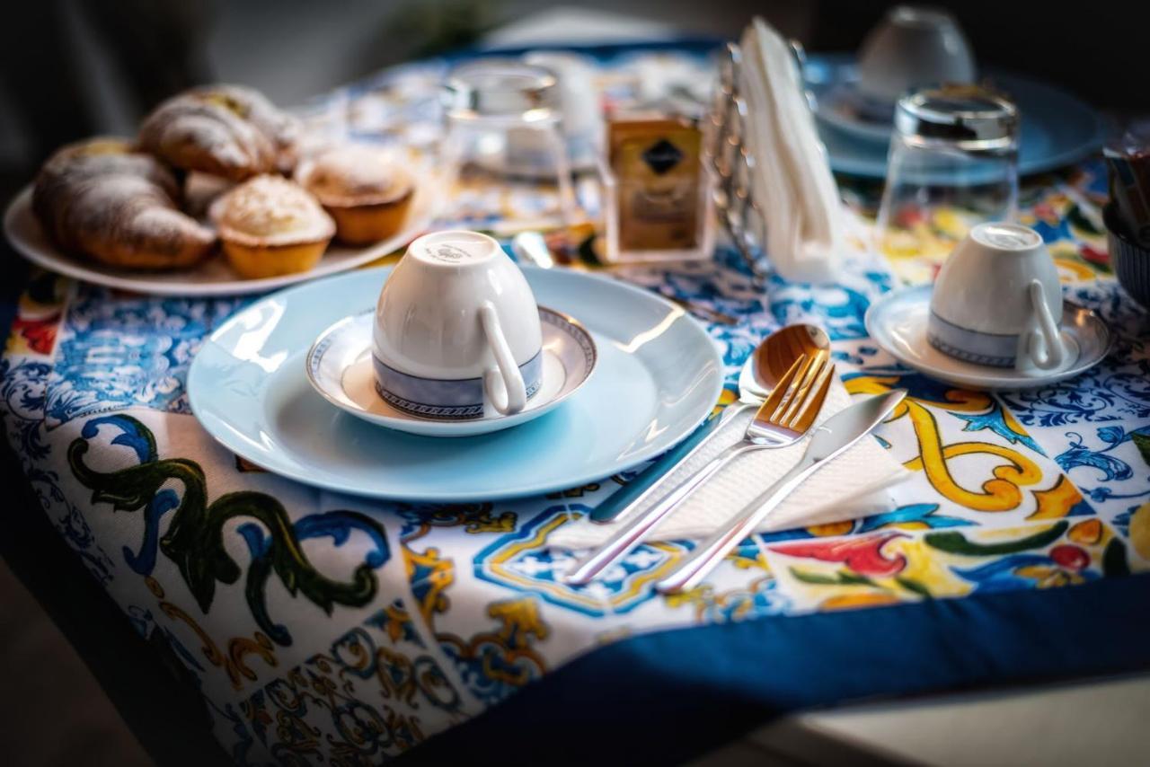 ラーカレ Le Colonne Bed & Breakfast エクステリア 写真