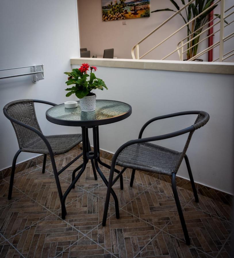 ラーカレ Le Colonne Bed & Breakfast エクステリア 写真