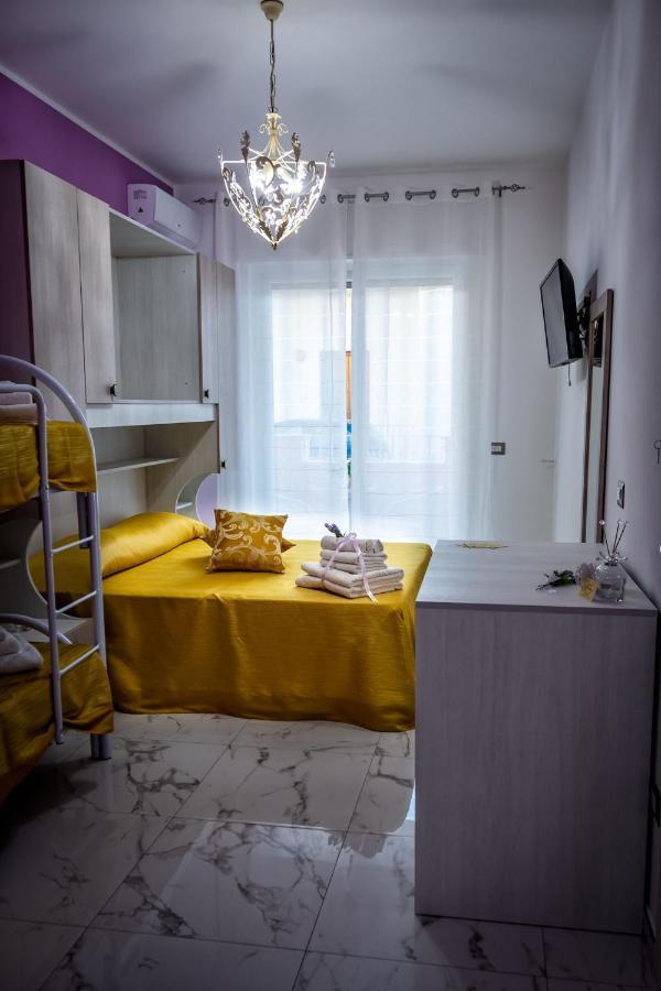 ラーカレ Le Colonne Bed & Breakfast エクステリア 写真